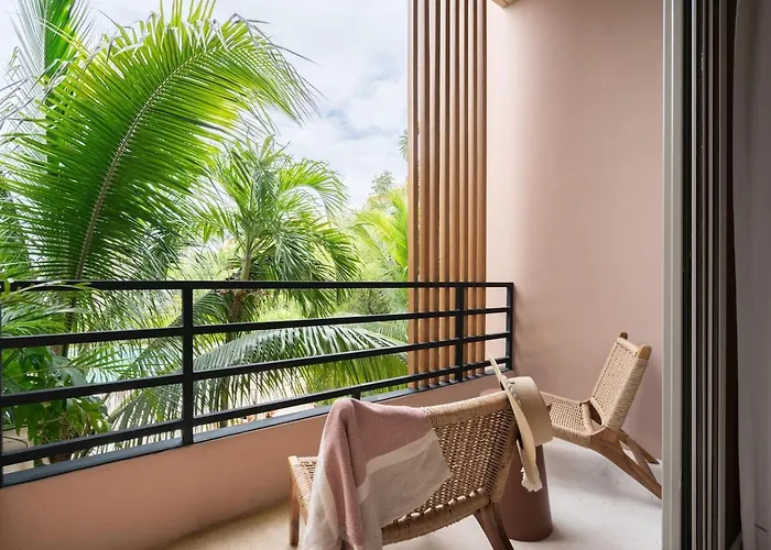 Chic Wrestaurant, Yoga, Coworking Areas Tulum