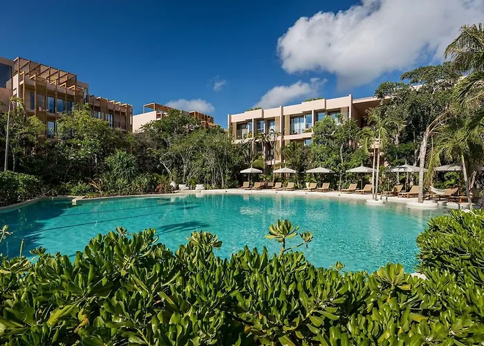 Chic Wrestaurant, Yoga, Coworking Areas * Tulum