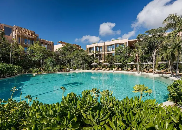 Chic Wrestaurant, Yoga, Coworking Areas Tulum