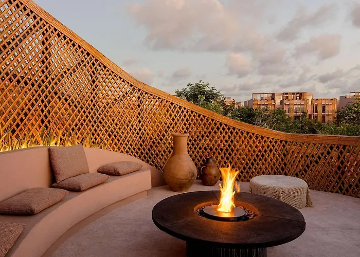 Chic Wrestaurant, Yoga, Coworking Areas
