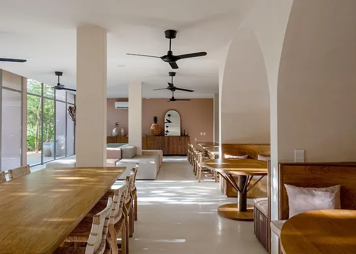 Chic Wrestaurant, Yoga, Coworking Areas * Tulum