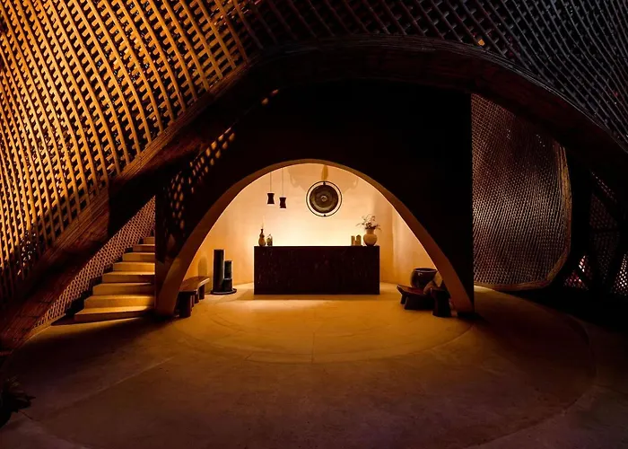Chic Wrestaurant, Yoga, Coworking Areas Tulum