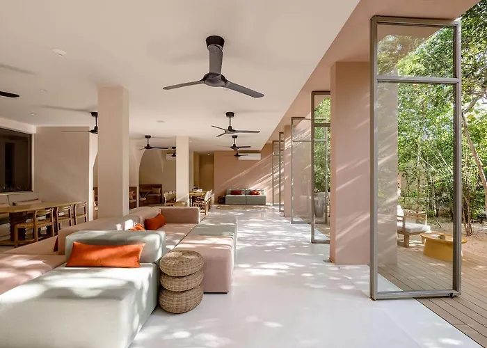 Appartement Chic Wrestaurant, Yoga, Coworking Areas
